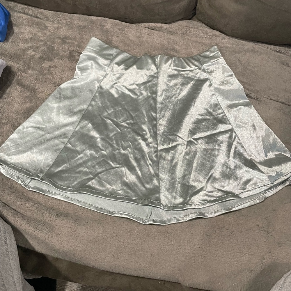 Silver Skirt 🩶